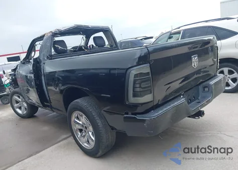 2019 Ram 1500 Classic Express Regular Cab 4X2 6'4 Box z USA, uszkodzony, nr VIN 3C6JR6ATXKG500694